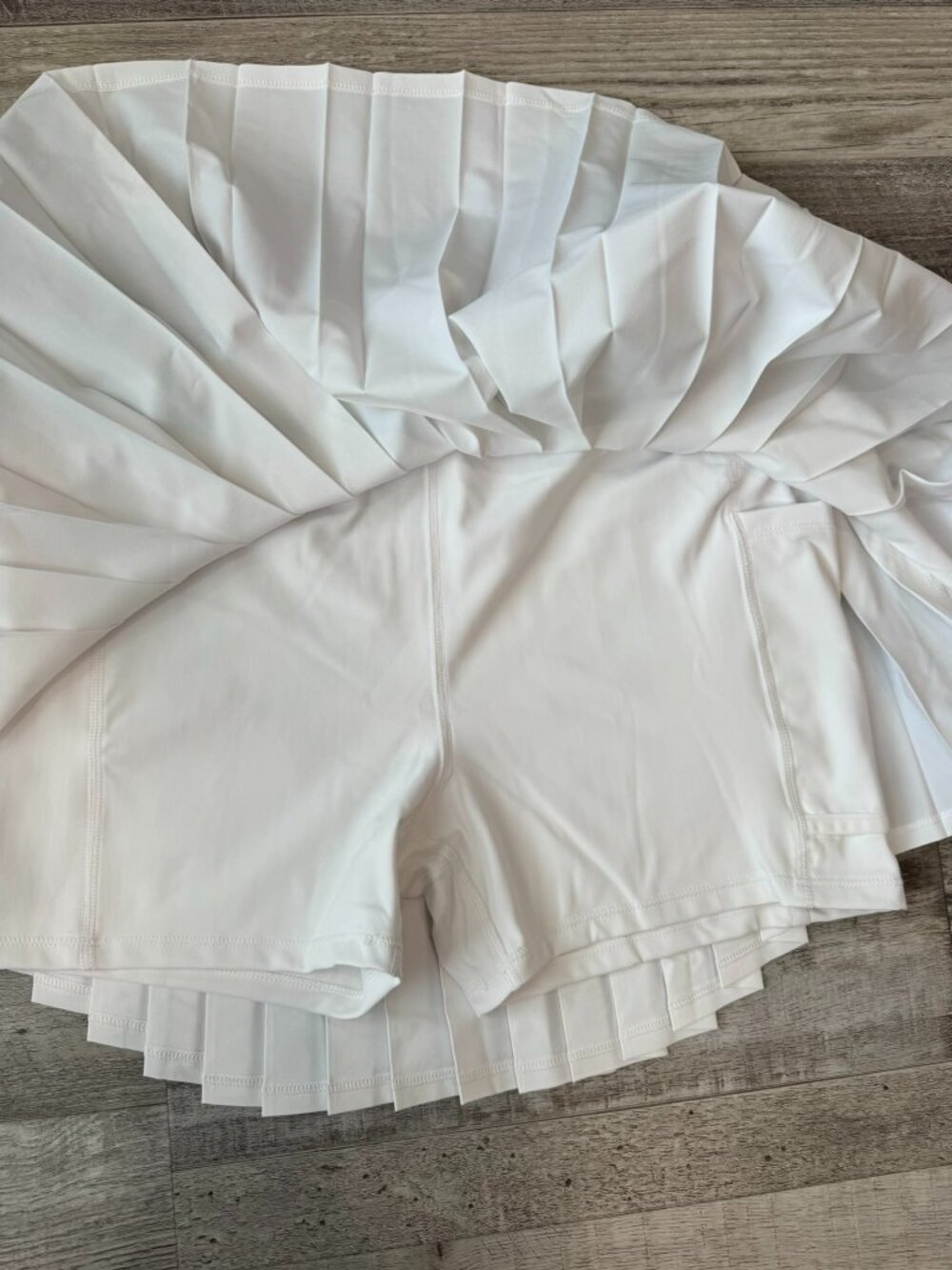 Avia NWT white pleated tennis skort green trim athletic size large B14 - Picture 5 of 10
